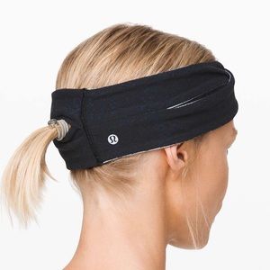 Lululemon NWT Cross Chill Run Earwarmer AEKV